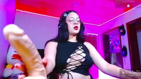 Miley Berry online show from March 3, 8:37 pm