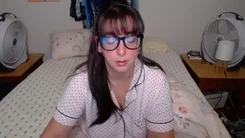 MILF Monee online show from October 7, 1:10 am