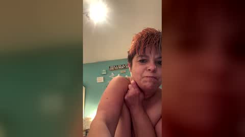 milfy1900s online show from February 18, 8:19 pm