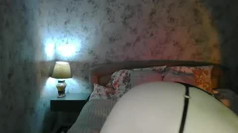 milissasii online show from March 11, 3:25 pm