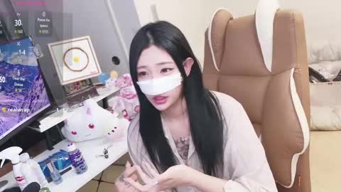 milksola online show from May 14, 11:27 am
