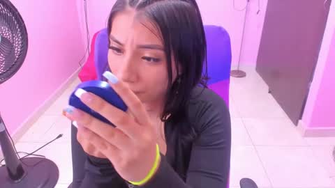 vale online show from December 13, 12:50 pm