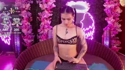 MILLA online show from October 21, 1:59 pm