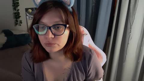 Milla online show from December 19, 8:56 pm