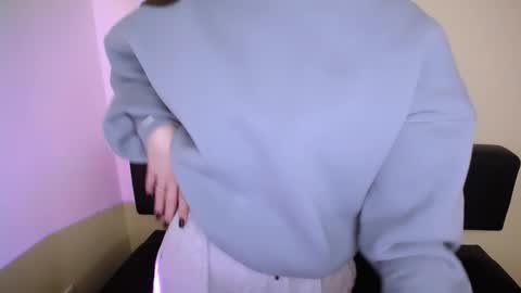 Milla online show from November 20, 9:32 am