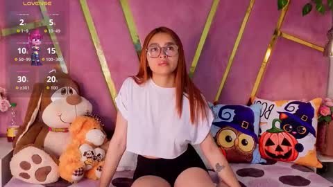 Snapshot of milleyjones_ chatting on October 14, 8:11 pm milleyjones_ online show from October 14, 8:11 pm