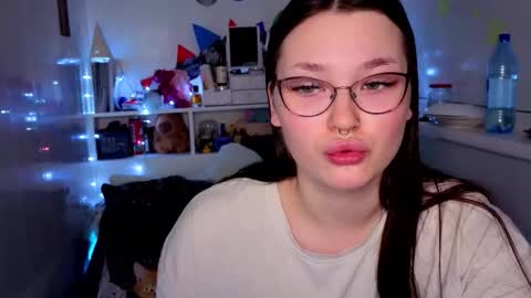 Millie online show from November 1, 6:56 pm