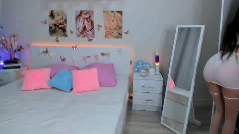 Milly online show from June 2, 3:18 am