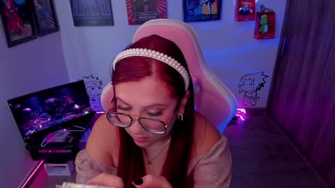 Monkey D Maddie online show from January 22, 8:06 pm