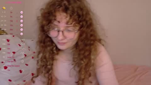 milounee online show from February 22, 10:27 am