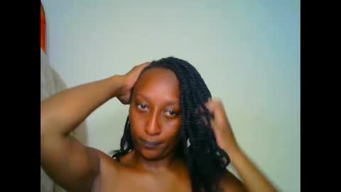   online show from February 9, 3:01 pm