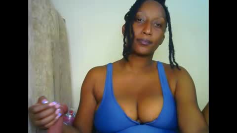   online show from February 7, 7:17 pm