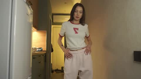 Mira online show from March 25, 8:50 am