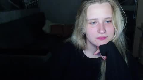 Mindiys online show from December 2, 9:15 pm