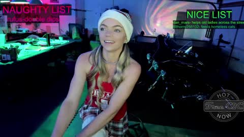 Mindy Mars online show from December 16, 3:43 pm