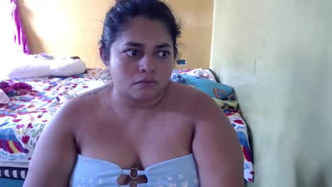 Andrea online show from March 12, 8:44 pm