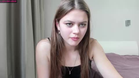 Mira online show from November 1, 9:52 pm