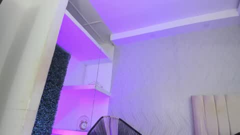 Miranda online show from January 13, 12:20 pm