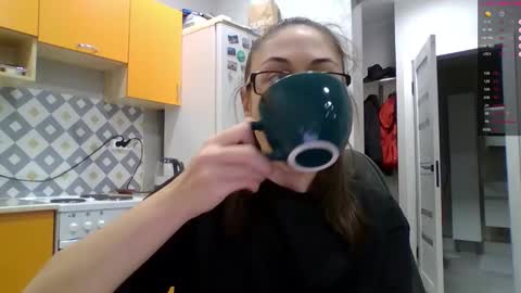 MIRANDA online show from November 13, 2:49 pm