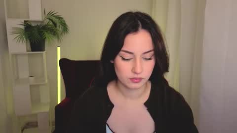 Jasmine online show from October 22, 5:12 am