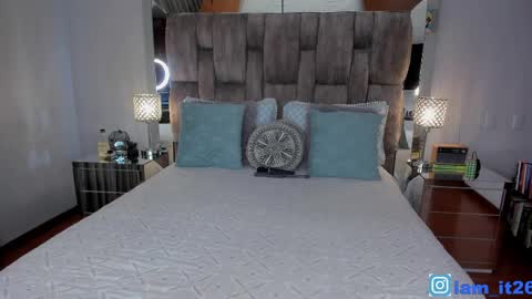 Miranda online show from April 17, 12:57 am