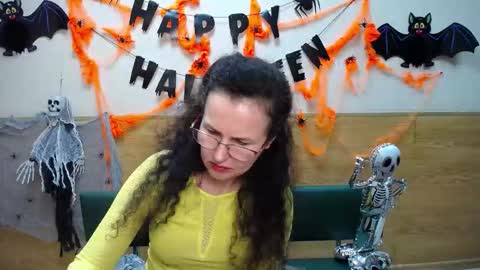 Miroslava Happi online show from October 27, 7:48 am