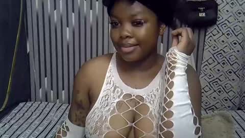 mirror_254 online show from November 8, 8:52 am