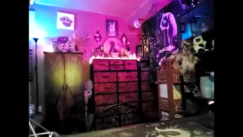 Snapshot of misandrakinx chatting on October 25, 9:54 pm misandrakinx online show from October 25, 9:54 pm