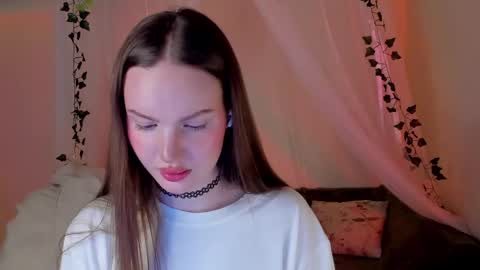 Snapshot of mish_ka3 chatting on February 9, 3:45 pm Misha online show from February 9, 3:45 pm
