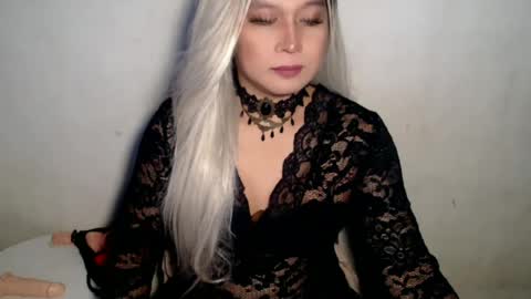 miss_4cuck_ online show from June 28, 12:23 pm