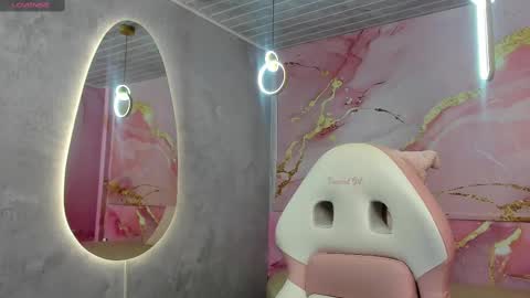 miss__luna_ online show from September 17, 10:13 am