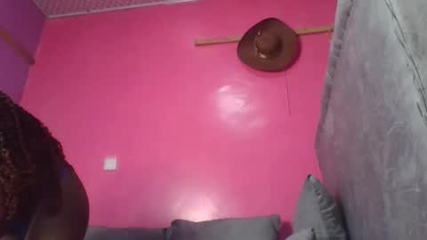 Snapshot of miss_belllo chatting on October 22, 5:01 am miss_belllo online show from October 22, 5:01 am