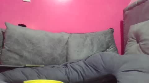 Snapshot of miss_belllo chatting on October 3, 11:04 am miss_belllo online show from October 3, 11:04 am