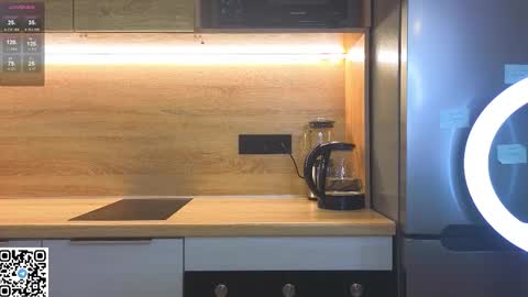 Sandy online show from October 14, 12:35 am