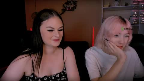 miss_courtney online show from May 23, 9:07 am