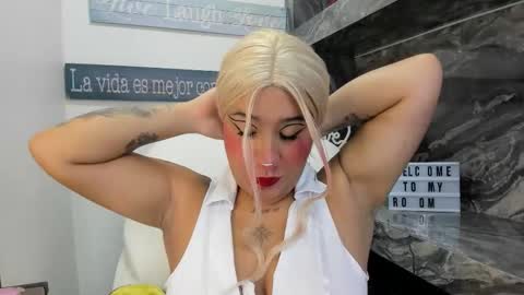 Danika online show from November 10, 11:05 am