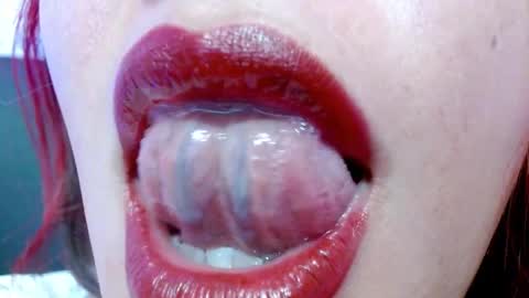 Miss Evoleth online show from March 8, 1:26 am