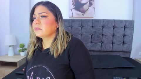 Snapshot of miss_horney chatting on October 21, 10:14 pm miss_horney online show from October 21, 10:14 pm