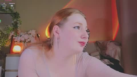 miss_ida online show from April 18, 7:07 pm