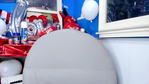 Snapshot of miss_keisi chatting on February 14, 6:19 pm Keisi online show from February 14, 6:19 pm