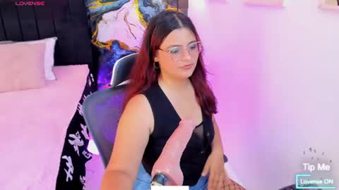 Kloe online show from July 10, 7:36 pm