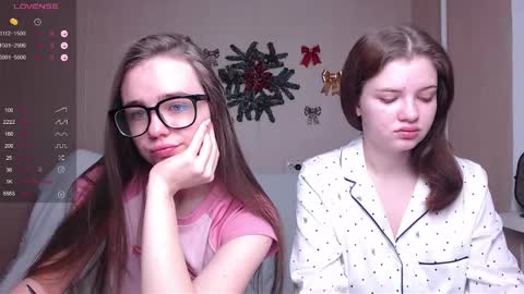 Snapshot of miss_sweetbb chatting on December 29, 2:49 am Bella online show from December 29, 2:49 am