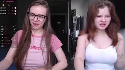 Snapshot of miss_sweetbb chatting on January 30, 3:00 am Bella online show from January 30, 3:00 am