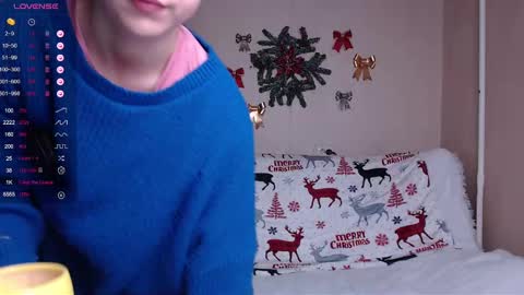 Snapshot of miss_sweetbb chatting on December 20, 2:52 am Bella online show from December 20, 2:52 am