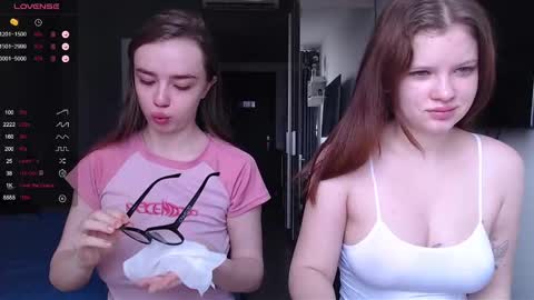 Snapshot of miss_sweetbb chatting on January 28, 2:53 am Bella online show from January 28, 2:53 am