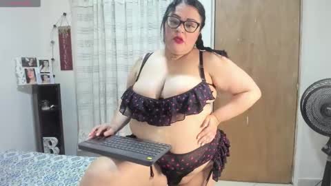 BARBARA follow me instagran missbarbieho  online show from March 27, 3:13 pm