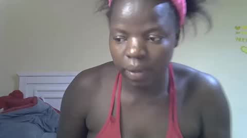 misscandy352_ online show from April 8, 11:51 pm