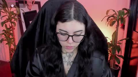 Missy Charlottte.  Hey remember to give me a thumbs up ty online show from March 14, 4:02 am