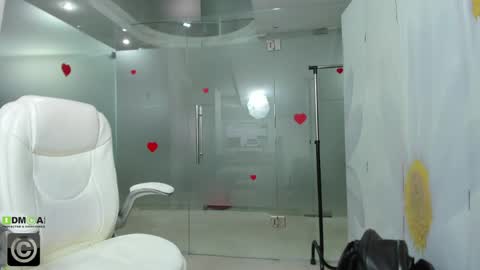 Miss Domina online show from April 6, 2:44 am