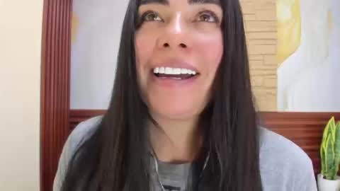 Snapshot of missexy303av chatting on October 20, 3:59 pm missexy303av online show from October 20, 3:59 pm